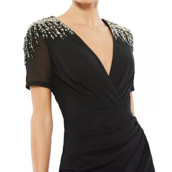 Mac Duggal Black Sequined Embellished Shoulder Evening Gown Style 55704 Sz 2 NWT - Picture 3 of 12